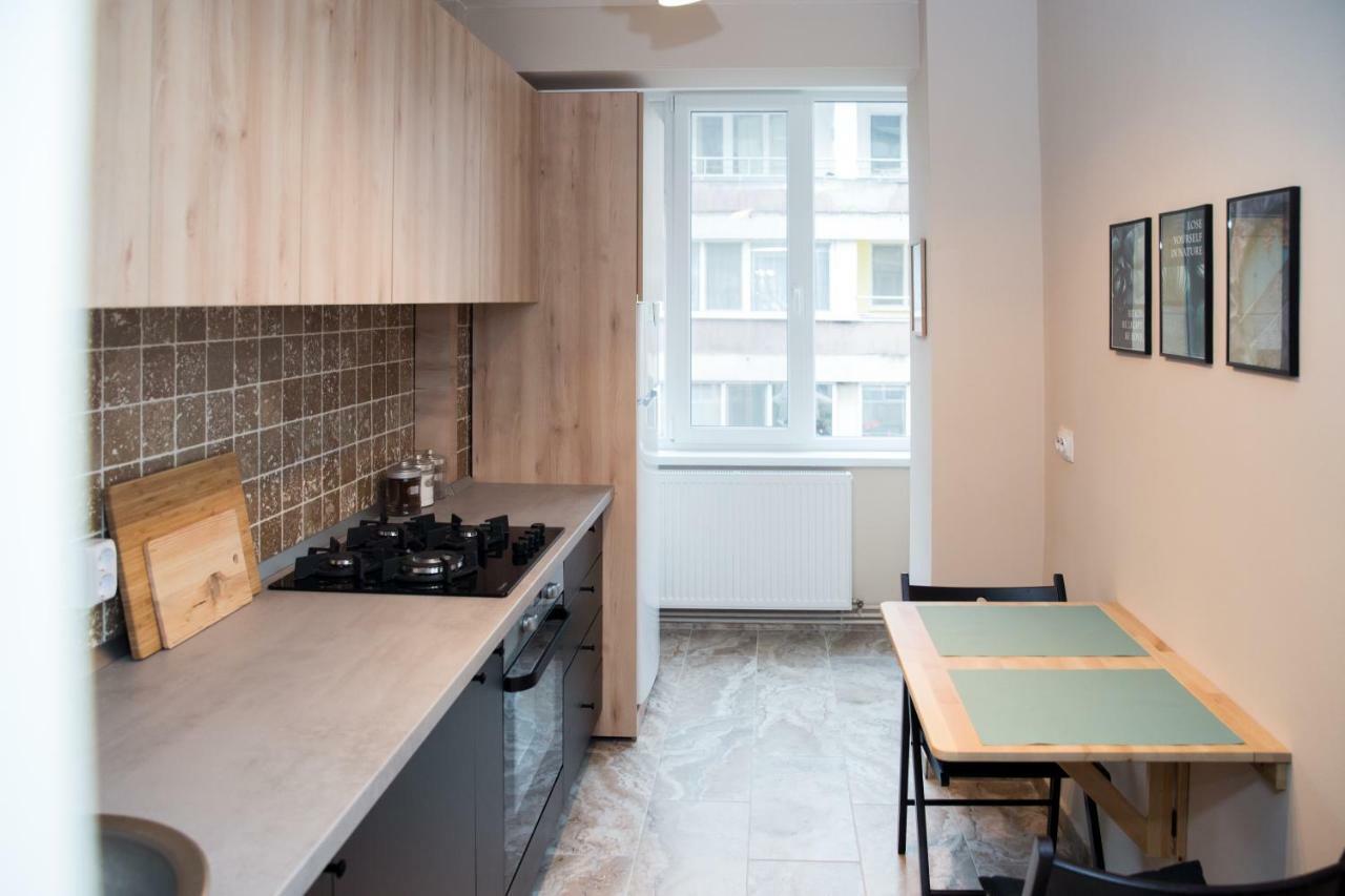 Ultracentral, Brand New, Modern And Cozy Apartment 티미쇼아라 외부 사진
